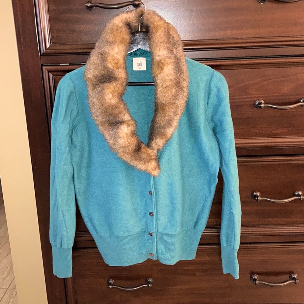 Cabi Cardigan Sweater Detachable Faux Fur Collar